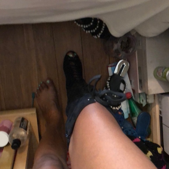 Thigh high boots - Picture 4 of 5